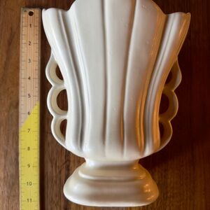 Vintage Hull Art Deco Vase